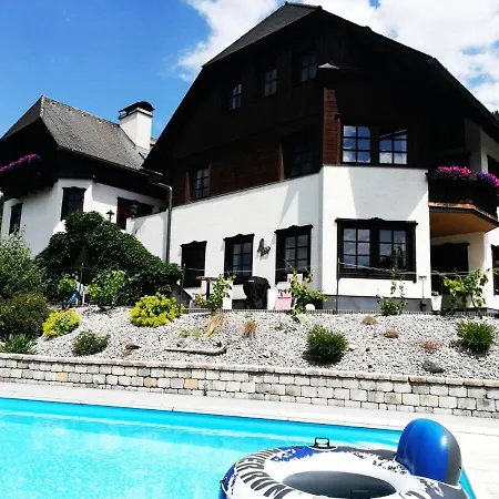 Guest house Landhaus Seebacher 4*