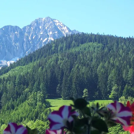 Guest house Landhaus Seebacher